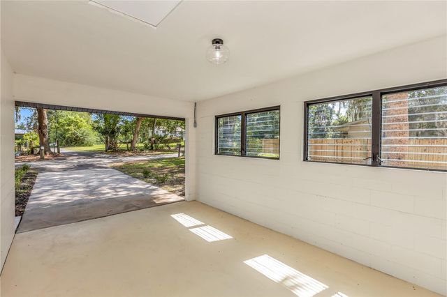 318 W PALMETTO AVENUE, Deland, FL 32720