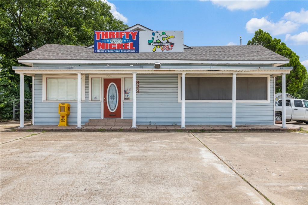 923 South Texas Avenue, Bryan, TX 77803 — photo 2
