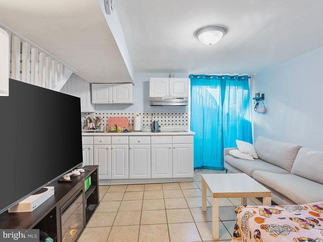 310 70TH PL, Capitol Heights, MD 20743