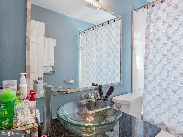 310 70TH PL, Capitol Heights, MD 20743