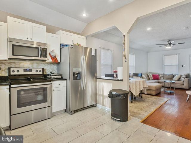 310 70TH PL, Capitol Heights, MD 20743