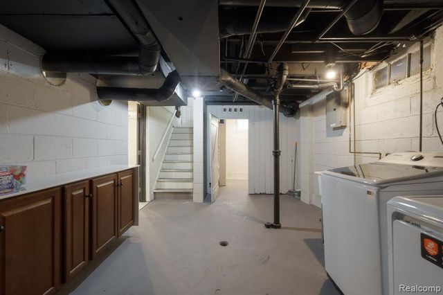 1745 Webster Street, Birmingham, MI 48009