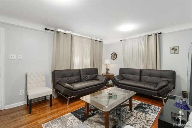 1745 Webster Street, Birmingham, MI 48009