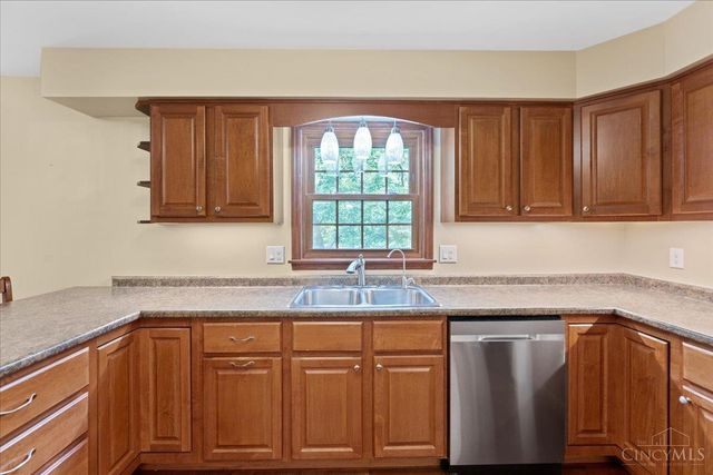 10911 Gosling Road, Colerain Twp, OH 45252