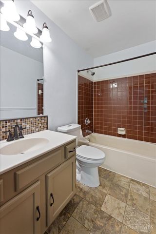 10911 Gosling Road, Colerain Twp, OH 45252