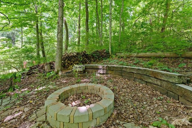 10911 Gosling Road, Colerain Twp, OH 45252