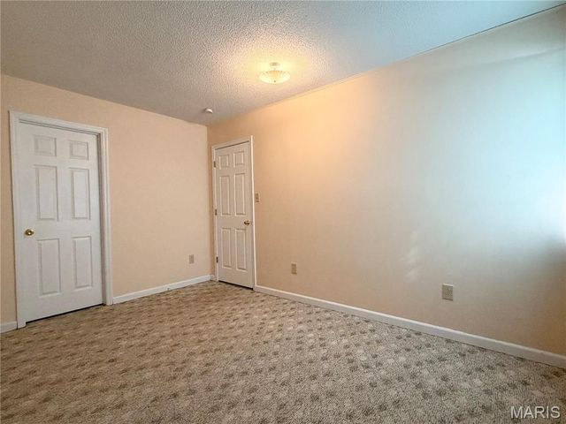 707 Hawthorne Drive, Pacific, MO 63069