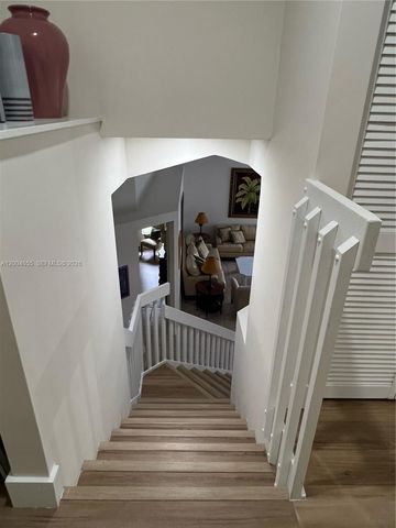 2806 Oak Grove Rd, Davie, FL 33328