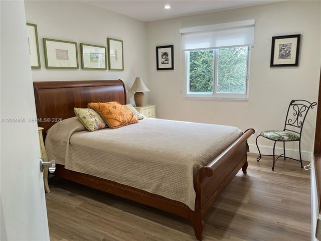 2806 Oak Grove Rd, Davie, FL 33328