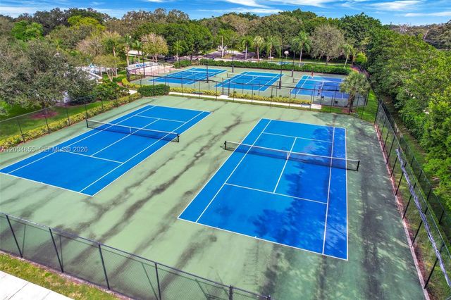 2806 Oak Grove Rd, Davie, FL 33328