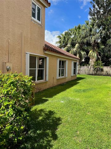 2806 Oak Grove Rd, Davie, FL 33328