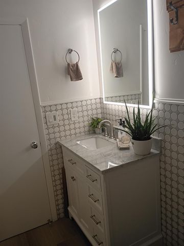 1516 Gray Ave, Yuba City, CA 95991