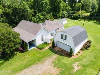 5926 Horn Lake Road, Horn Lake, MS 38637
