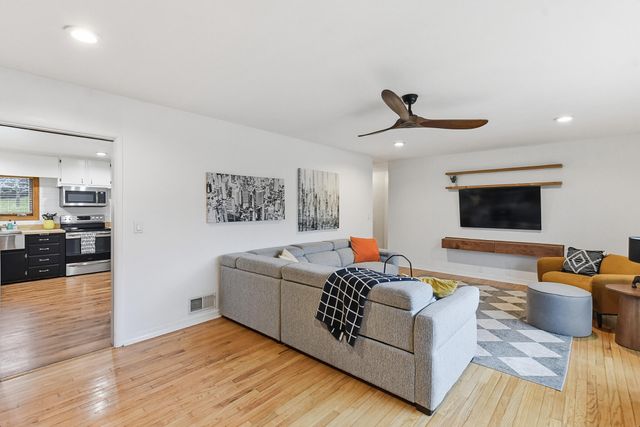 500 FRANK Street, Council Bluffs, IA 51503