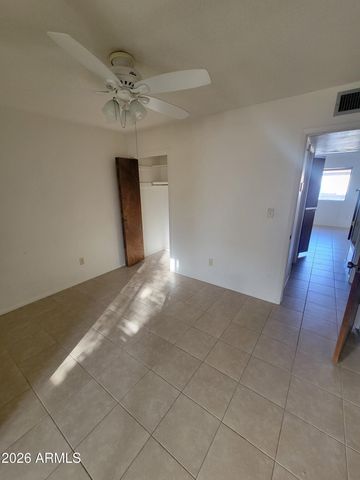 905 E FOUNTAIN Street, Mesa, AZ 85203