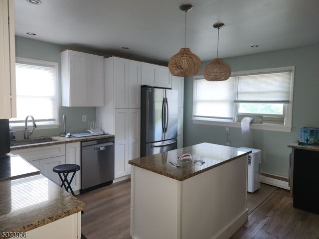 827 Limecrest Rd, Andover Twp., NJ 07860