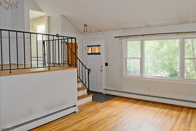 827 Limecrest Rd, Andover Twp., NJ 07860