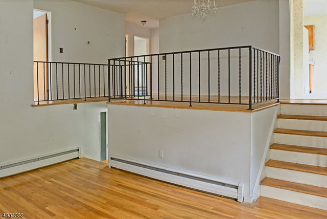 827 Limecrest Rd, Andover Twp., NJ 07860