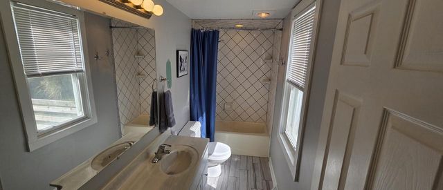 5821 60th STREET, Kenosha, WI 53144