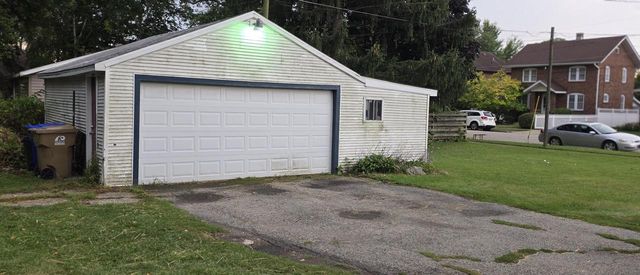 5821 60th STREET, Kenosha, WI 53144