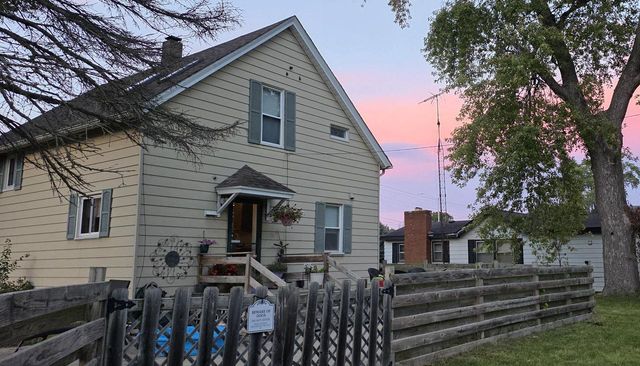 5821 60th STREET, Kenosha, WI 53144