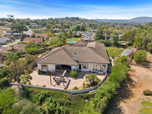 17660 Saint Andrews, Poway, CA 92064