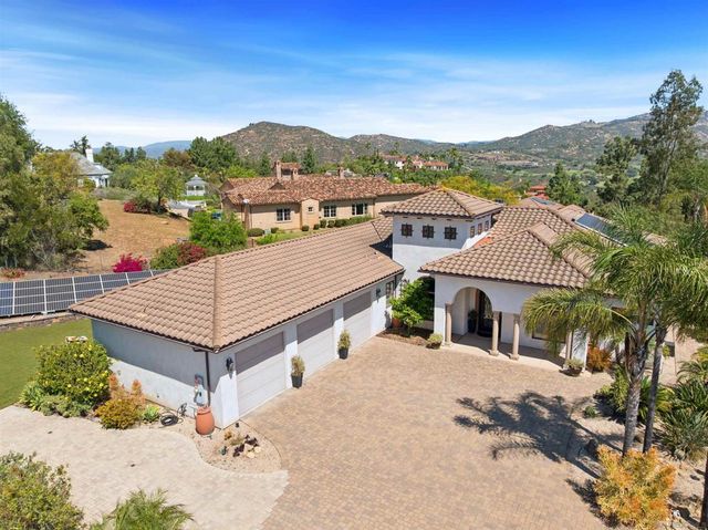17660 Saint Andrews, Poway, CA 92064