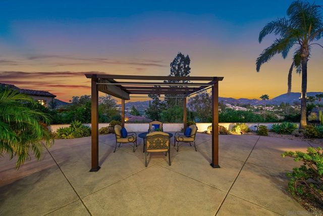 17660 Saint Andrews, Poway, CA 92064