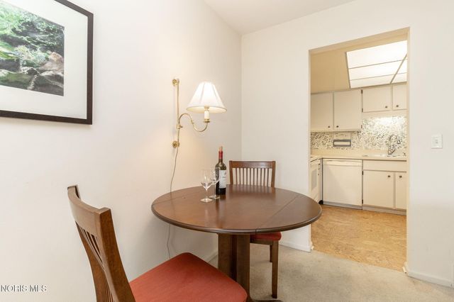 5679 Monroe Street, Unit 109, Sylvania, OH 43560