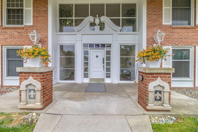 5679 Monroe Street, Unit 109, Sylvania, OH 43560