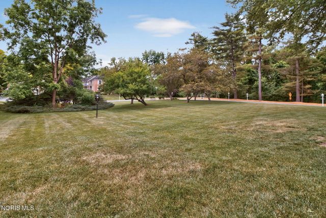 5679 Monroe Street, Unit 109, Sylvania, OH 43560