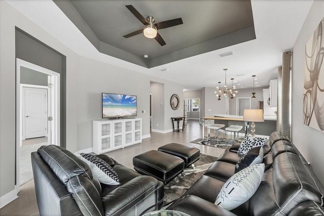 6030 AMBERLY DRIVE, Bradenton, FL 34208