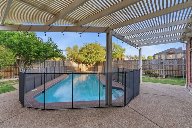 7500 Benelux Court, Plano, TX 75025