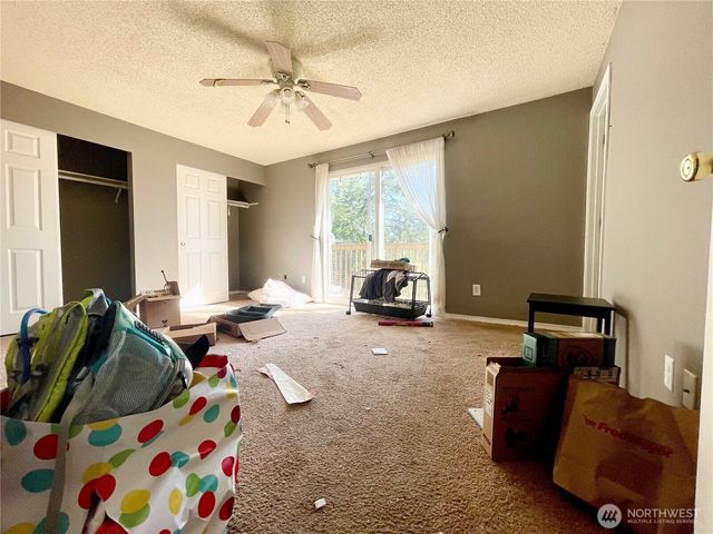 32 Madrona Place, Dupont, WA 98527