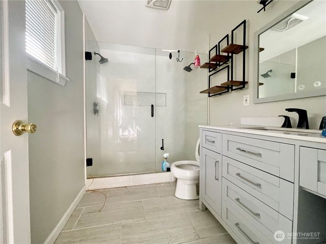 32 Madrona Place, Dupont, WA 98527
