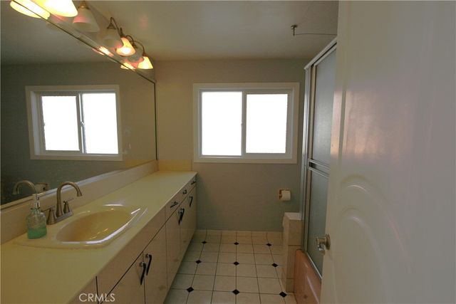 11400 Dona Evita, Los Angeles, CA 91604
