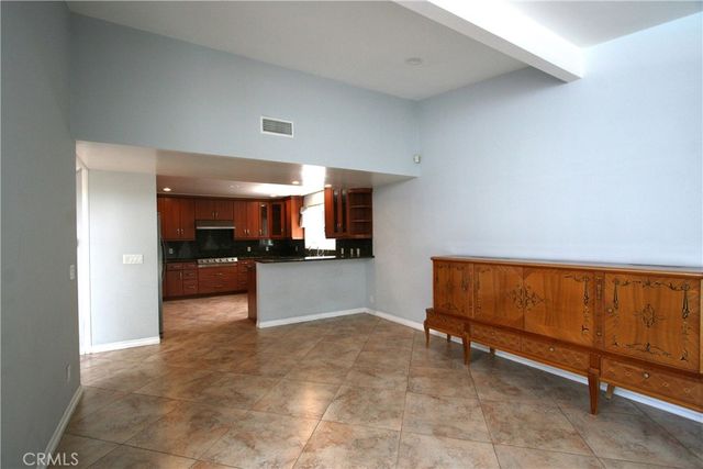 11400 Dona Evita, Los Angeles, CA 91604