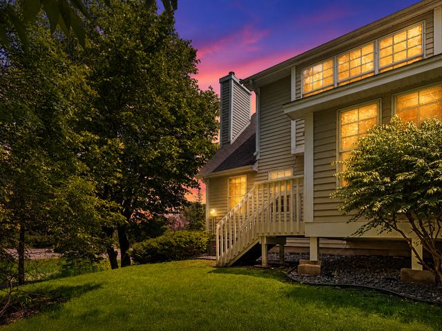 4902 Bayswater Road, Minnetonka, MN 55345