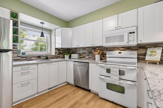 4902 Bayswater Road, Minnetonka, MN 55345