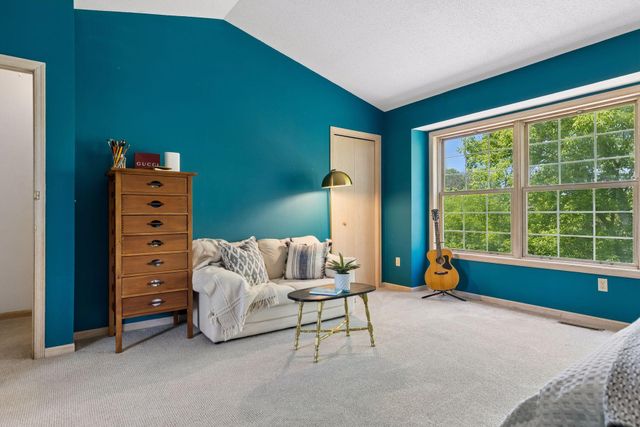 4902 Bayswater Road, Minnetonka, MN 55345