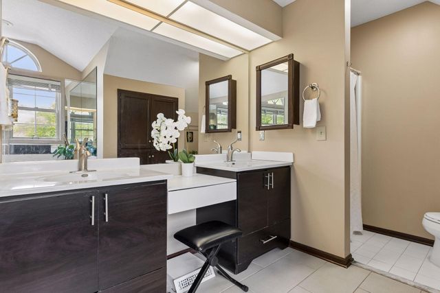 4902 Bayswater Road, Minnetonka, MN 55345