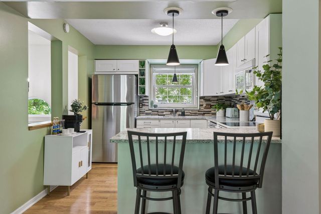 4902 Bayswater Road, Minnetonka, MN 55345