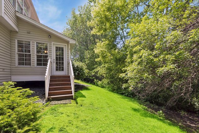 4902 Bayswater Road, Minnetonka, MN 55345
