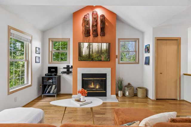 4902 Bayswater Road, Minnetonka, MN 55345