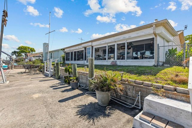 15639 BERTRAM DRIVE, Hudson, FL 34667