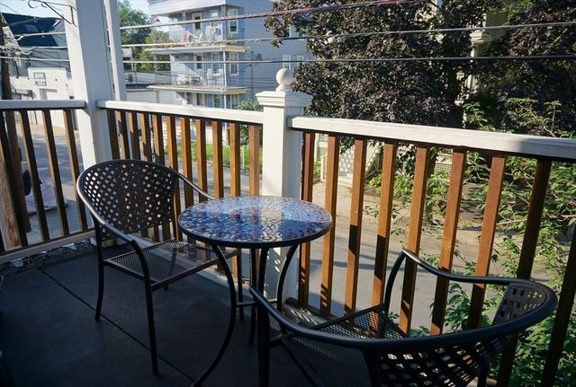 121 Albion St 2, Somerville, MA 02144