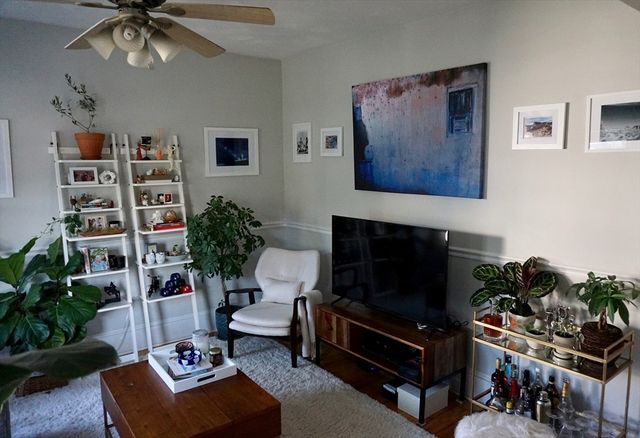 121 Albion St 2, Somerville, MA 02144