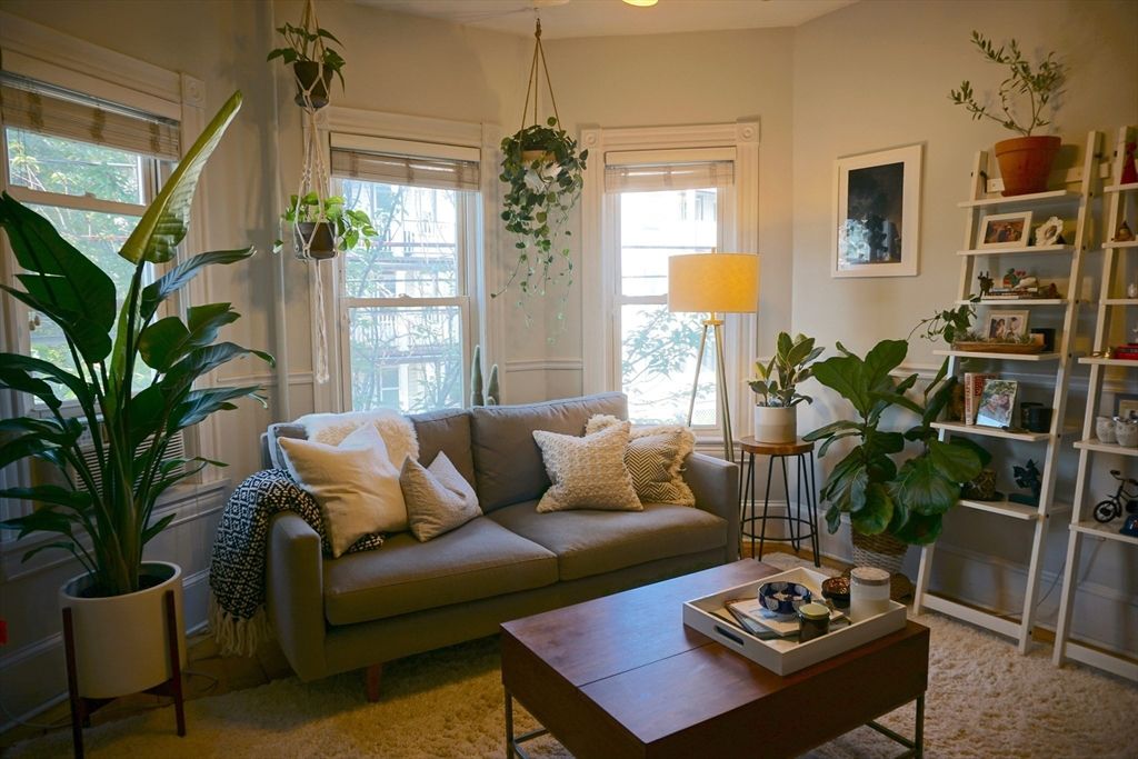 121 Albion St 2, Somerville, MA 02144