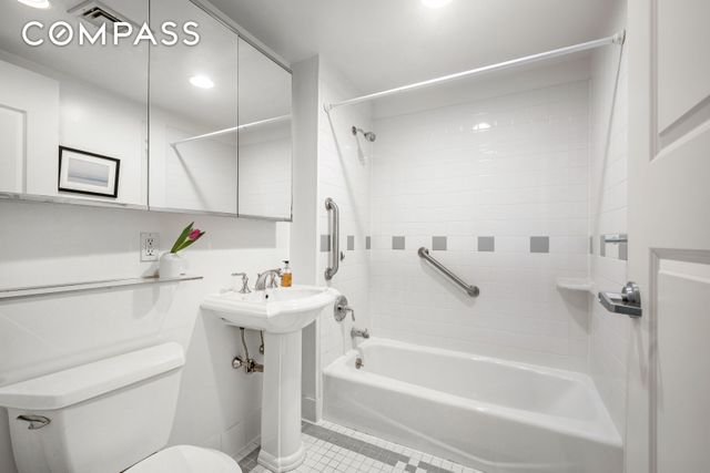 603 W 148th St Apt 4A, New York City, NY 10031