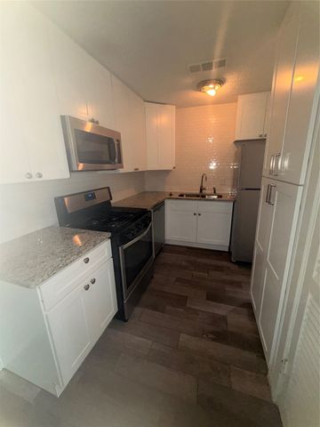 6033 Ramey Avenue, Fort Worth, TX 76112